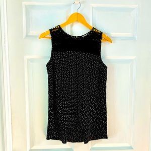 Daniel Rainn Sleeveless Blouse